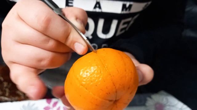 Фруктовая нарезка. Мандарины на праздничный стол.