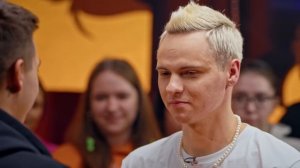 ВОЛИК ПОДКАТЫВАЕТ К ГОЛЫШЕВОЙ. ДИМАС БЛОГ ПОЛУЧИЛ ПО ЛИЦУ | «9 панчей»