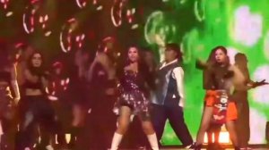 STREET WOMAN FIGHTER CONCERT / SWF: ON THE STAGE