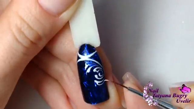 Дизайн гель-лаком Vogue. Дизайн стружка. Рисуем вензеля. смотреть онлайн