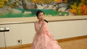 Послушайте, как поют северокорейские девушки