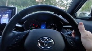 Toyota C-HR 2018  год, 1.2 литра отличное состояние