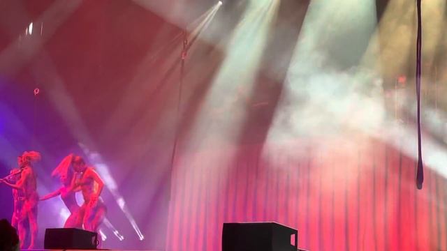 Lindsey Stirling – Snow Waltz Tour Live Part 19 @ San Jose Civic Center смотреть онлайн