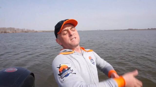 Рыбалка в апреле в Астраханской области. Чем питается судак и как правильно его вываживать? смотреть онлайн