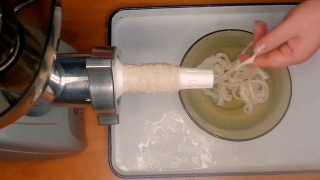 Колбаса домашняя свиная в натуральной оболочке(простой рецепт приготовления)