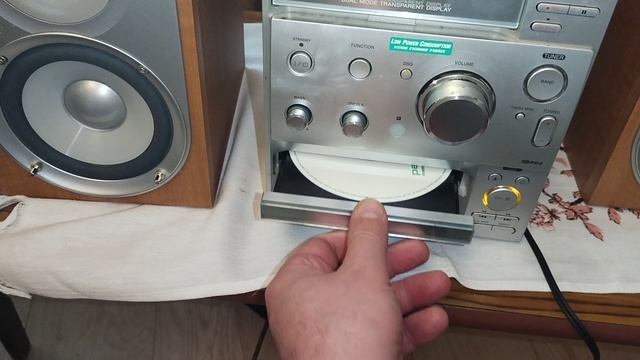 Sony cmt-cp101 смотреть онлайн