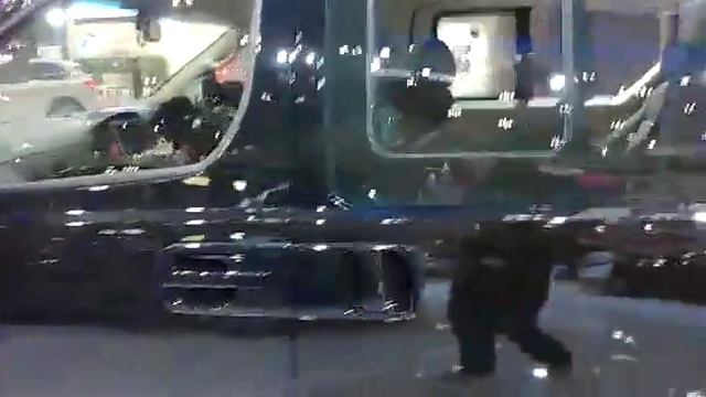 GIIAS 2015 | Hyundai H-1 Limited Edition Diperkenalkan | OTO.com