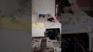 Когда папа пьяный он может всё что угодно