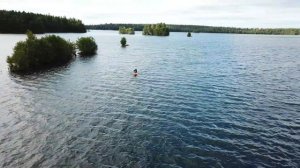 Озеро Sääksjarvi в Финляндии с чистейшей водой, катание на каяке. Сьемка с воздуха #dji #mavicpro