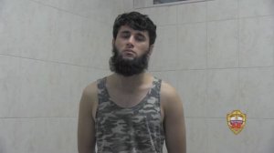 Полицейские задержали на западе Москвы двоих мужчин, напавших ночью с ножом на прохожего