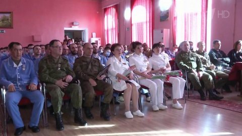 В Ростове-на-Дону наградили орденами и медалями те...специальной военной операции по защите Донбасса