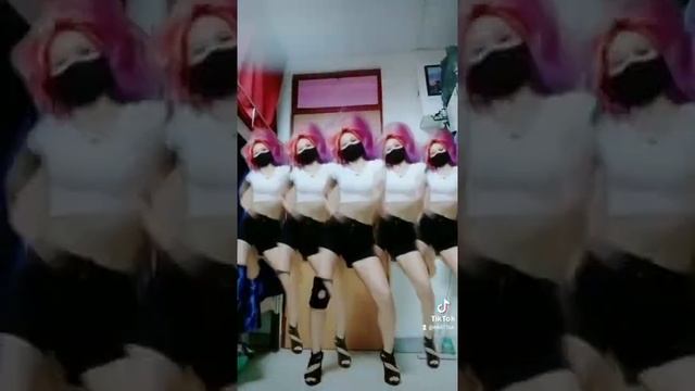 Buttons dance challenge ☆ TIKTOK