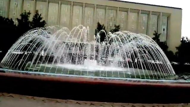 дом и ребенок ,что лучше дети на улице без присмотра или под присмотром взрослых смотреть онлайн