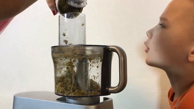 KENWOOD ТЕСТ ТЕСТОМЕС И КУХОННЫЙ КОМБАЙН смотреть онлайн