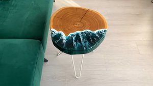 Кофейный столик из массива дерева