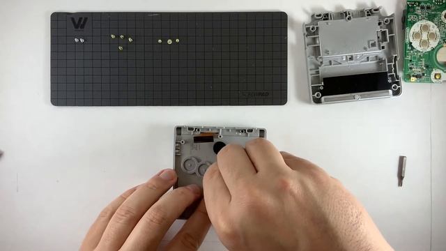 Как поменять корпус на Game Boy Advance SP? смотреть онлайн