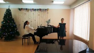 Плавно рея, словно фея.