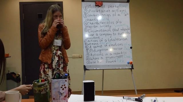 Английский язык, игра в крокодила: a gamut of emotions (показывает Ольга) смотреть онлайн