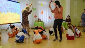 Игра с мамами Утренник 8 Марта в детском саду