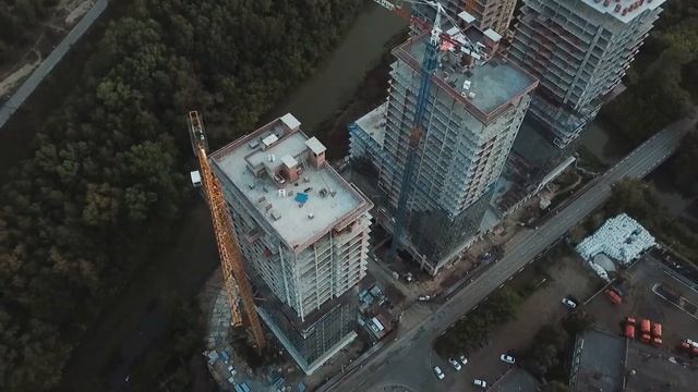 Смотрим на Atlantis Deluxe с высоты смотреть онлайн