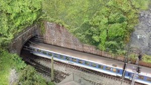 Модели поездов национальной железнодорожной компании Германии в масштабе 1:87