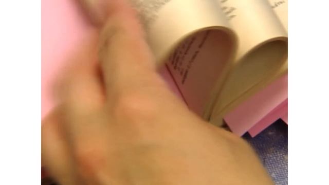 Подставка из старого справочника для украшений и заметок ? / DIY / ПОДЕЛКА / СВОИМИ РУКАМИ / ДЕКОР смотреть онлайн