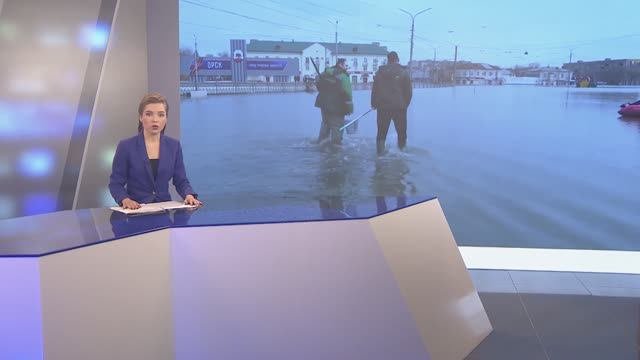 Курсанты Колледжа помогают населению при затоплении Орска