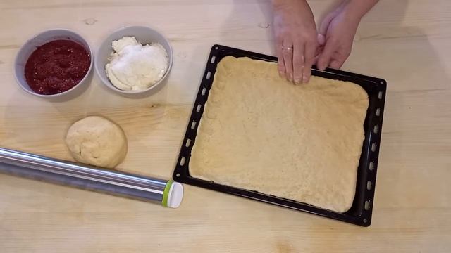 Песочный пирог с двумя начинками.