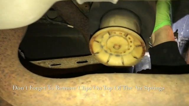 Lincoln Town Car Air Spring Replacement смотреть онлайн