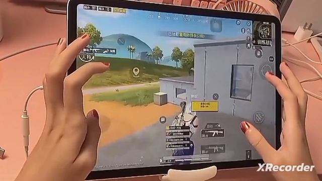Игровой планшет с клавиатурой в комплекте