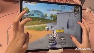 Игровой планшет с клавиатурой в комплекте