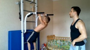 Лёгкий способ научить ребёнка подтягиваться на турнике
