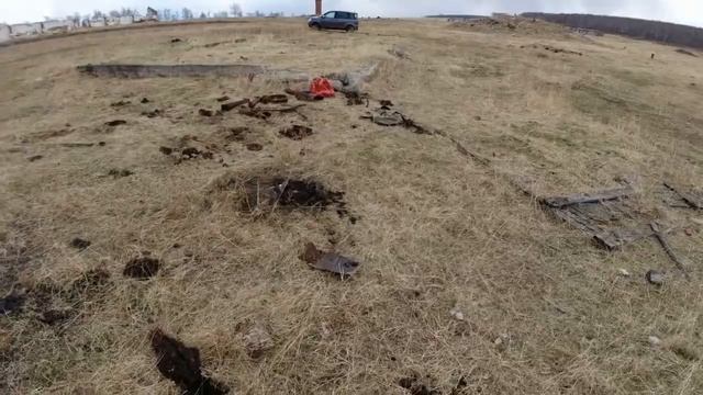 КОПАЮ МЕТАЛЛОЛОМ С МЕТАЛЛОИСКАТЕЛЕМ! Разборки с местными.. Деньги в Мусорке