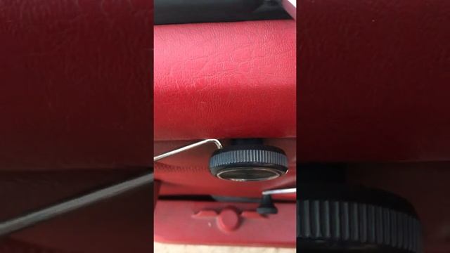 Как снять ручку форточки Мерседес w115, w114, /8? смотреть онлайн