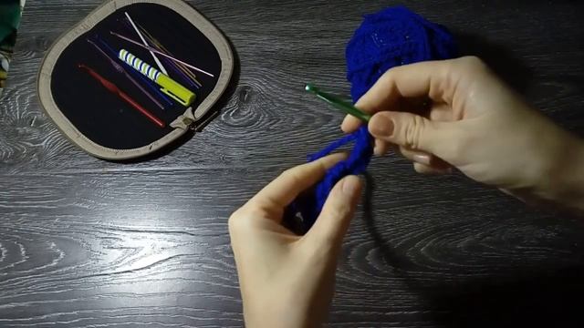 Корзинка из остатков пряжи