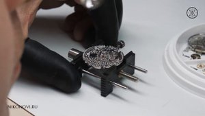 Разборка Patek Philippe Nautilus Chronograph 40.5 mm