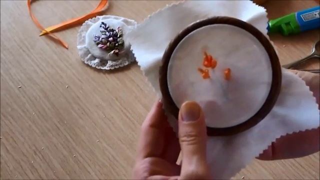БРОШЬ с вышивкой лентами за 20 минут. Вышивка лентами / How to embroider a brooch with ribbons