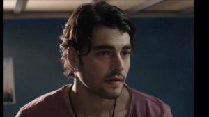 Эбру Шахин заболела, и Акын Акинозю прислал ей цветы!