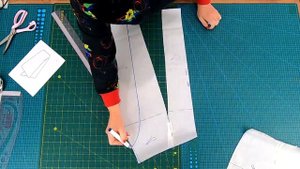 Модная юбка по косой без вытачек. Юбка с одним швом. Моделирование и раскрой.mp4