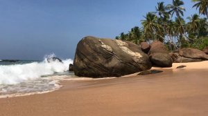 Пляжи Амбалангоды на Шри-Ланке - живописно, но не купабельно