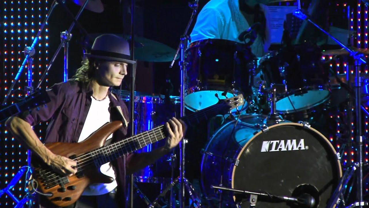 EMIN LIVE AT ARENA MOSCOW 25/11/2010 OFFICIAL TRAILER