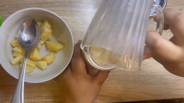 Unboxing the Small Portable Juicer + Blender l Is it worth the try? l Is Aliexpress reliable?