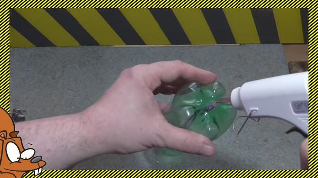 Как сделать стреляющую бутылку. Грозное оружие-самострел из пластиковой бутылки Pepsi Cola. смотреть онлайн