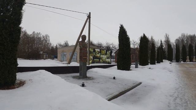 Уехали из города и купили дом в селе. смотреть онлайн