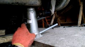 Замена задних амортизаторов и проверка износа задних тормозов Fiat Doblo 1.4 макси база 2008 г.в.