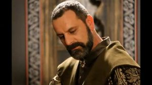 Актеру Великолепного века Озану Гювену грозит тюремный срок