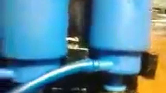 Цанговый зажим на насос омывателя смотреть онлайн