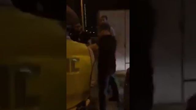 Чеченцы поимали Чеченок в Москве которые гуляют с Грузинами смотреть онлайн