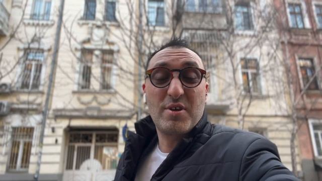 Боря, может подойдем, познакомимся? Смешной анекдот про мужчин и женщин! Еврейский юмор из Одессы! смотреть онлайн