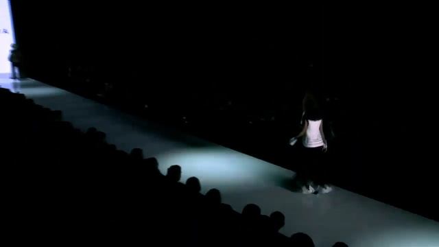 Светлана Бекарева на Mercedes-Benz Fashion Week Russia 2016 смотреть онлайн